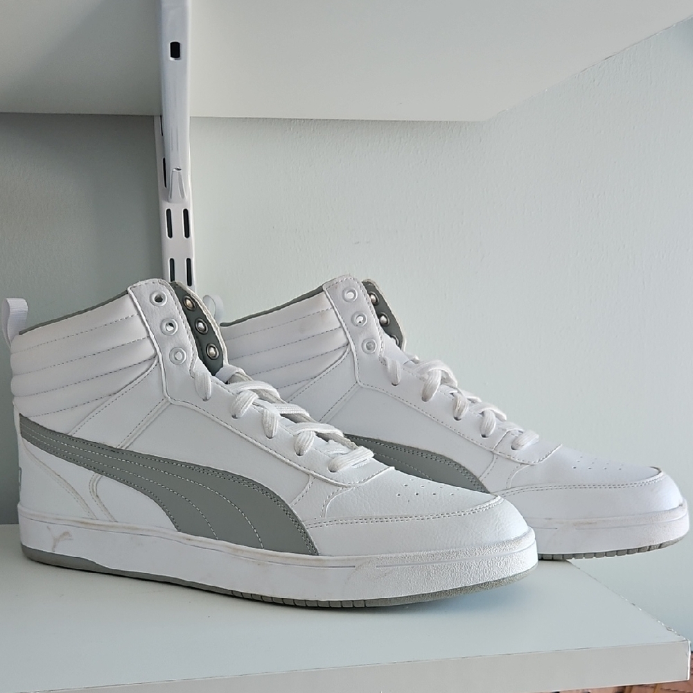 NWOT Puma Sneakers